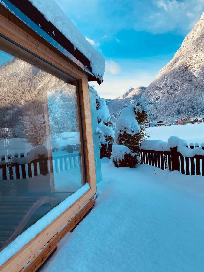 Forest Chalet, 15 Min To Salzburg Olt Town, And Most Beautiful Lakes, Secluded Location, 1,000 Sqm Garden, Mountainview, Panorama Sauna, Bath Whirlpool, Bbq&Bikes&Sunbeds For Free, Up To 10 P โกลลิง อันแดร์ ซัลซาค ภายนอก รูปภาพ