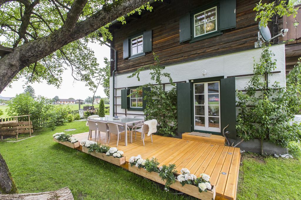 Forest Chalet, 15 Min To Salzburg Olt Town, And Most Beautiful Lakes, Secluded Location, 1,000 Sqm Garden, Mountainview, Panorama Sauna, Bath Whirlpool, Bbq&Bikes&Sunbeds For Free, Up To 10 P โกลลิง อันแดร์ ซัลซาค ภายนอก รูปภาพ